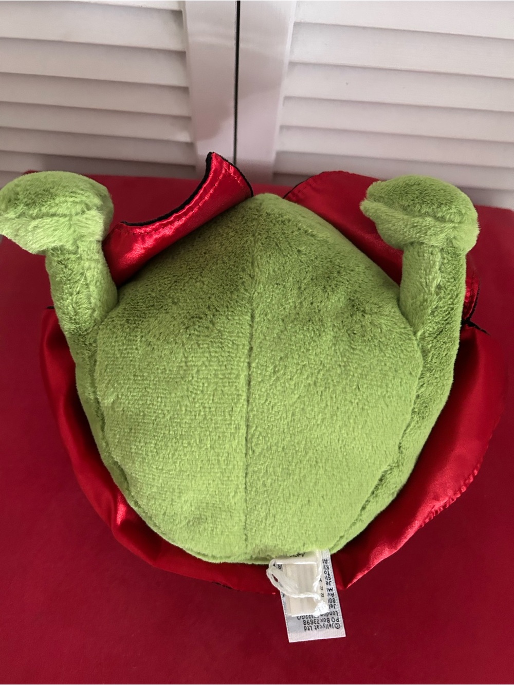 Jellycat Vampire Ricky Rain Frog - Picture 5 of 6